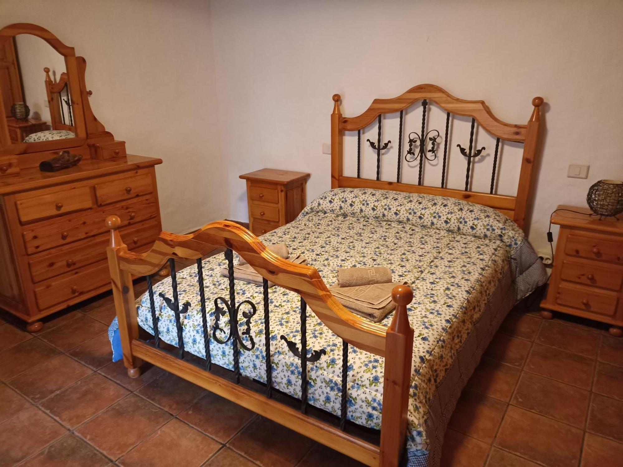 Casa Rural La Yedra San Mateo Arbejales ภายนอก รูปภาพ